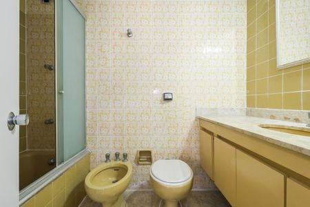 Apartamento para alugar com 102m², 3 quartos e 2 vagasBanheiro