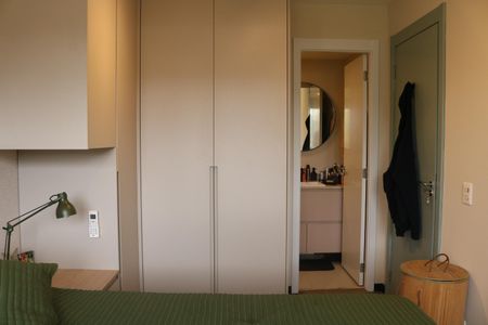 Apartamento para alugar com 91m², 2 quartos e 2 vagasSuíte