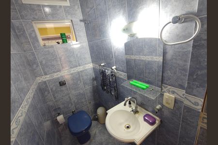 Casa de condomínio para alugar com 180m², 1 quarto e 4 vagas Casa de condomínio para alugar com 180m², 1 quarto e 4 vagaslavabo
