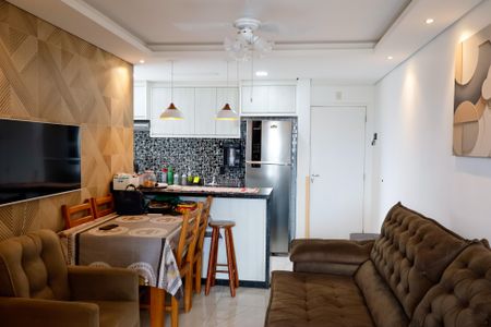 sala de apartamento à venda com 2 quartos, 55m² em Km 18, Osasco