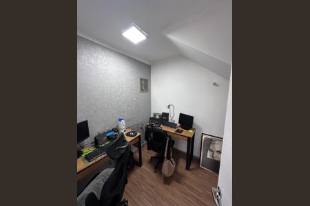 Casa à venda com 135m², 2 quartos e 3 vagasEscritório