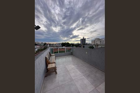 Varanda de casa à venda com 2 quartos, 135m² em Campestre, Santo André