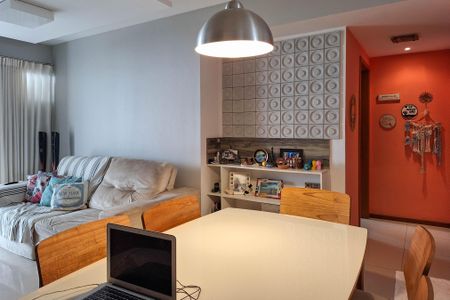 Sala de apartamento à venda com 2 quartos, 80m² em São Francisco, Niterói