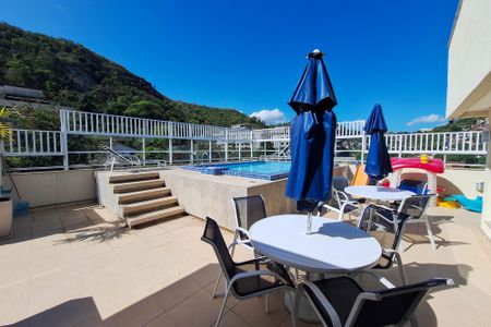 Apartamento à venda com 80m², 2 quartos e 1 vagaÁrea comum