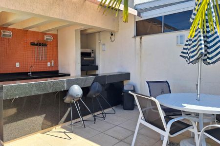 Apartamento à venda com 80m², 2 quartos e 1 vagaÁrea comum