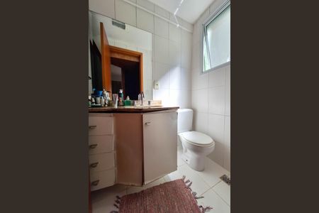 Apartamento à venda com 80m², 2 quartos e 1 vagaBanheiro da Suíte 1