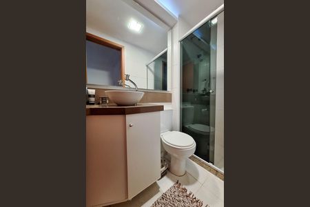 Apartamento à venda com 80m², 2 quartos e 1 vagaBanheiro Social