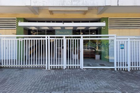 Apartamento à venda com 80m², 2 quartos e 1 vagaFachada