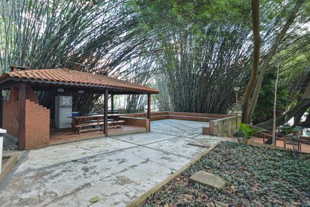 Apartamento à venda com 65m², 2 quartos e 2 vagasÁrea comum - Churrasqueira