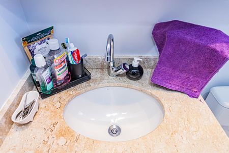 Apartamento à venda com 71m², 3 quartos e 1 vagaBanheiro suite