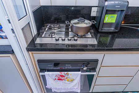 Apartamento à venda com 71m², 3 quartos e 1 vagaCozinha e Área de Serviço