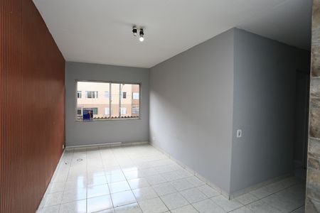 Sala de apartamento para alugar com 2 quartos, 55m² em Parque Pinheiros, Taboão da Serra