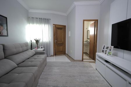 Casa à venda com 147m², 3 quartos e 3 vagasSala