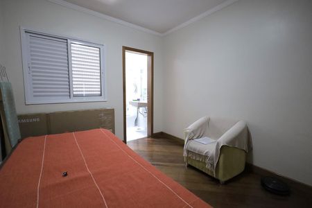 Casa à venda com 147m², 3 quartos e 3 vagasSuíte 1