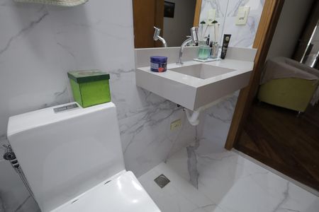 Casa à venda com 147m², 3 quartos e 3 vagasBanheiro Suíte 1