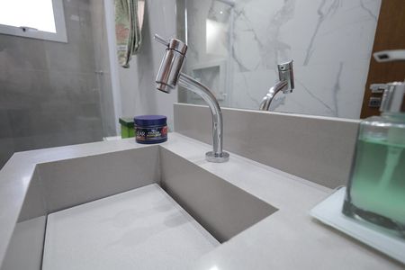 Casa à venda com 147m², 3 quartos e 3 vagasBanheiro Suíte 1