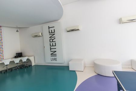 Apartamento à venda com 90m², 2 quartos e 2 vagasÁrea comum-Escritório