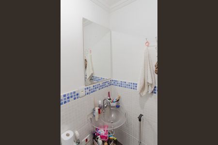 Casa à venda com 150m², 3 quartos e 3 vagas Casa à venda com 150m², 3 quartos e 3 vagasBanheiro da Suíte 2