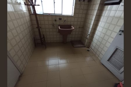 Apartamento à venda com 124m², 3 quartos e 1 vagaÁrea de Serviço