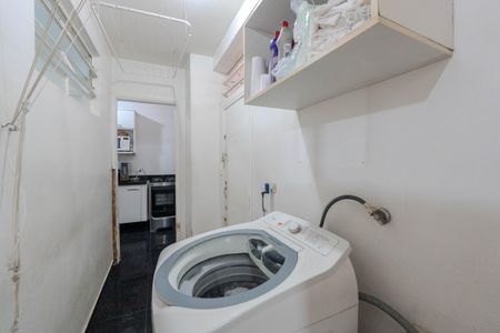 Apartamento à venda com 67m², 2 quartos e 1 vagaÁrea de Serviço