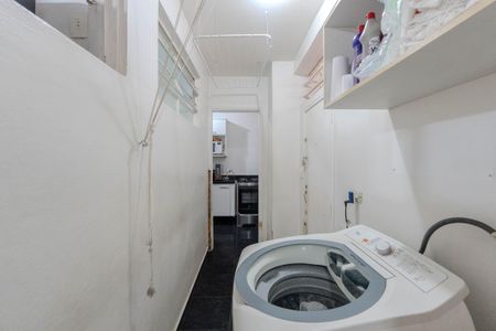 Apartamento à venda com 67m², 2 quartos e 1 vagaÁrea de Serviço