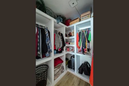 Casa para alugar com 200m², 2 quartos e 2 vagasCloset do Quarto 1