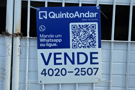 Casa à venda com 144m², 2 quartos e 2 vagas Casa à venda com 144m², 2 quartos e 2 vagasPLACA