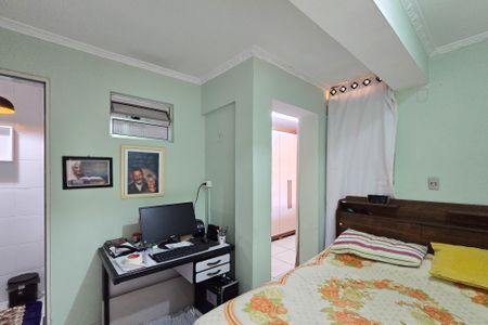 Casa à venda com 144m², 2 quartos e 2 vagas Casa à venda com 144m², 2 quartos e 2 vagasSuíte