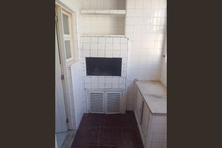 Apartamento para alugar com 130m², 3 quartos e 1 vagaÁrea de Serviço