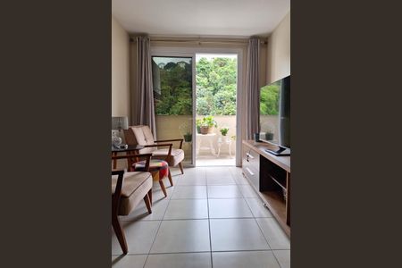 Apartamento à venda com 70m², 2 quartos e 1 vaga Apartamento à venda com 70m², 2 quartos e 1 vagaSala