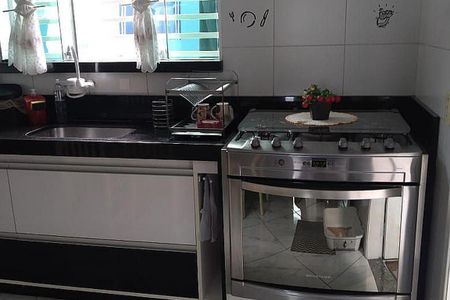 Casa à venda com 3 quartos, 97m² em Vila Humaita, Santo André