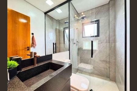 Casa à venda com 3 quartos, 200m² em Parque Novo Oratório, Santo André