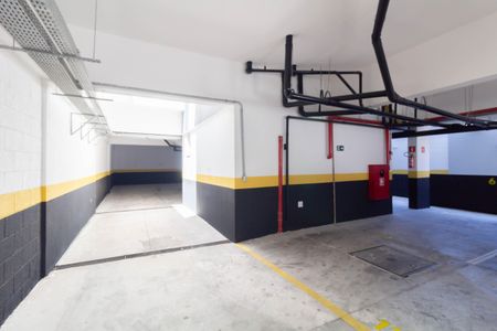 Apartamento à venda com 80m², 2 quartos e 1 vaga Apartamento à venda com 80m², 2 quartos e 1 vagaGaragem