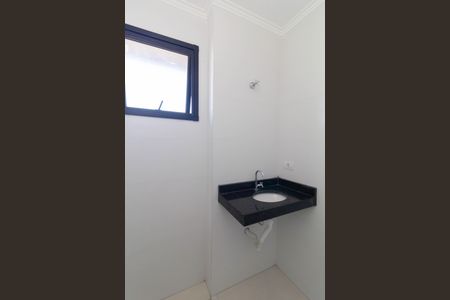 Apartamento à venda com 80m², 2 quartos e 1 vaga Apartamento à venda com 80m², 2 quartos e 1 vagaBanheiro