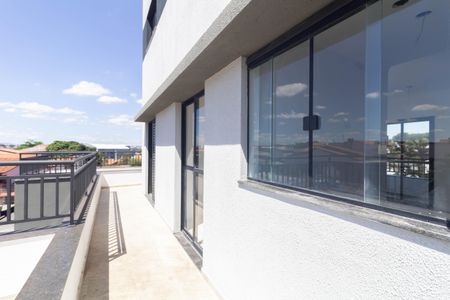 Apartamento à venda com 80m², 2 quartos e 1 vaga Apartamento à venda com 80m², 2 quartos e 1 vagaVaranda