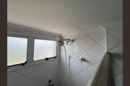 Apartamento para alugar com 70m², 2 quartos e 1 vaga Apartamento para alugar com 70m², 2 quartos e 1 vagaBanheiro da Suíte 2