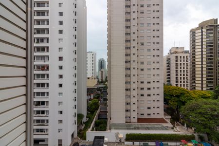 Vista da Sala  de apartamento à venda com 1 quarto, 58m² em Indianópolis, São Paulo