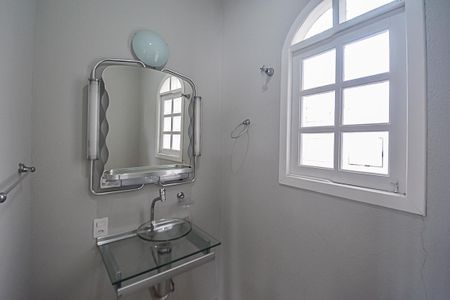 Casa de condomínio à venda com 510m², 4 quartos e 5 vagasLavabo 2