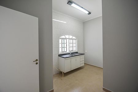 Casa de condomínio à venda com 510m², 4 quartos e 5 vagasCozinha do Salão de Festas