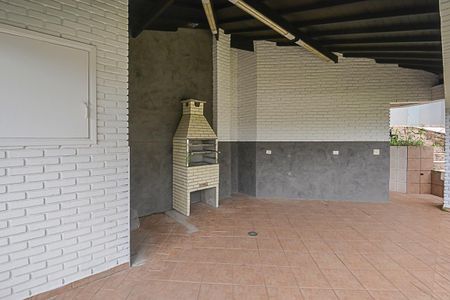 Casa de condomínio à venda com 510m², 4 quartos e 5 vagasChurrasqueira