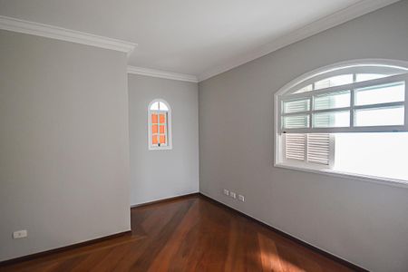 Casa de condomínio à venda com 510m², 4 quartos e 5 vagasQuarto 2 - Suíte
