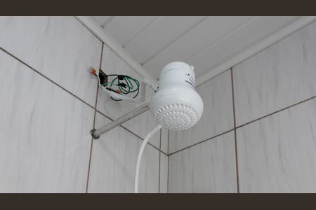 Banheiro Social de casa para alugar com 1 quarto, 35m² em Vila Paranagua, São Paulo