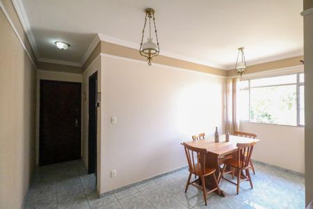 Apartamento à venda com 52m², 2 quartos e 1 vagaSala