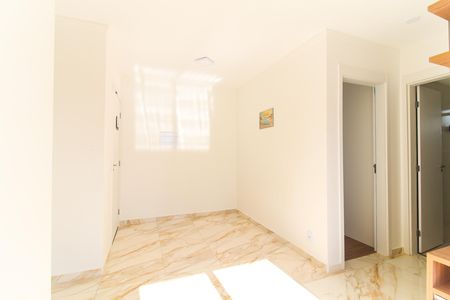 Apartamento para alugar com 41m², 2 quartos e sem vaga Apartamento para alugar com 41m², 2 quartos e sem vagaSala