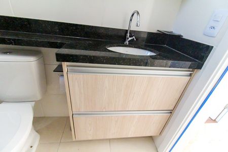 Apartamento para alugar com 41m², 2 quartos e sem vaga Apartamento para alugar com 41m², 2 quartos e sem vagaBanheiro