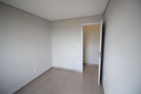 Quarto 1 de apartamento à venda com 2 quartos, 55m² em Jardim Riacho das Pedras, Contagem