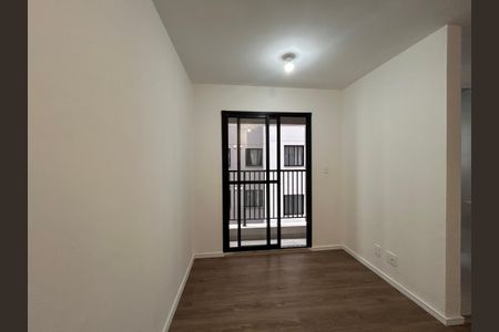 Sala de apartamento para alugar com 2 quartos, 38m² em Vila Marina, São Paulo