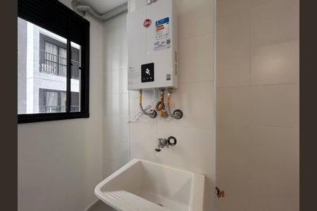 Apartamento para alugar com 38m², 2 quartos e sem vaga Apartamento para alugar com 38m², 2 quartos e sem vagaCozinha e Área de Serviço