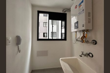 Apartamento para alugar com 38m², 2 quartos e sem vaga Apartamento para alugar com 38m², 2 quartos e sem vagaCozinha e Área de Serviço