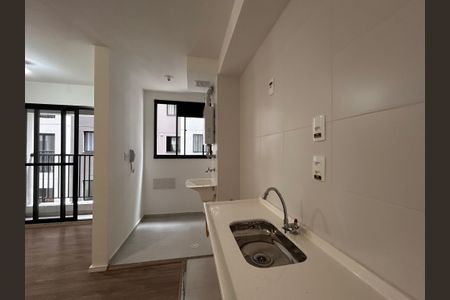 Apartamento para alugar com 38m², 2 quartos e sem vaga Apartamento para alugar com 38m², 2 quartos e sem vagaCozinha e Área de Serviço